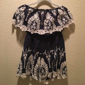 🎈SALE🎈Nordstrom romper with lace detail