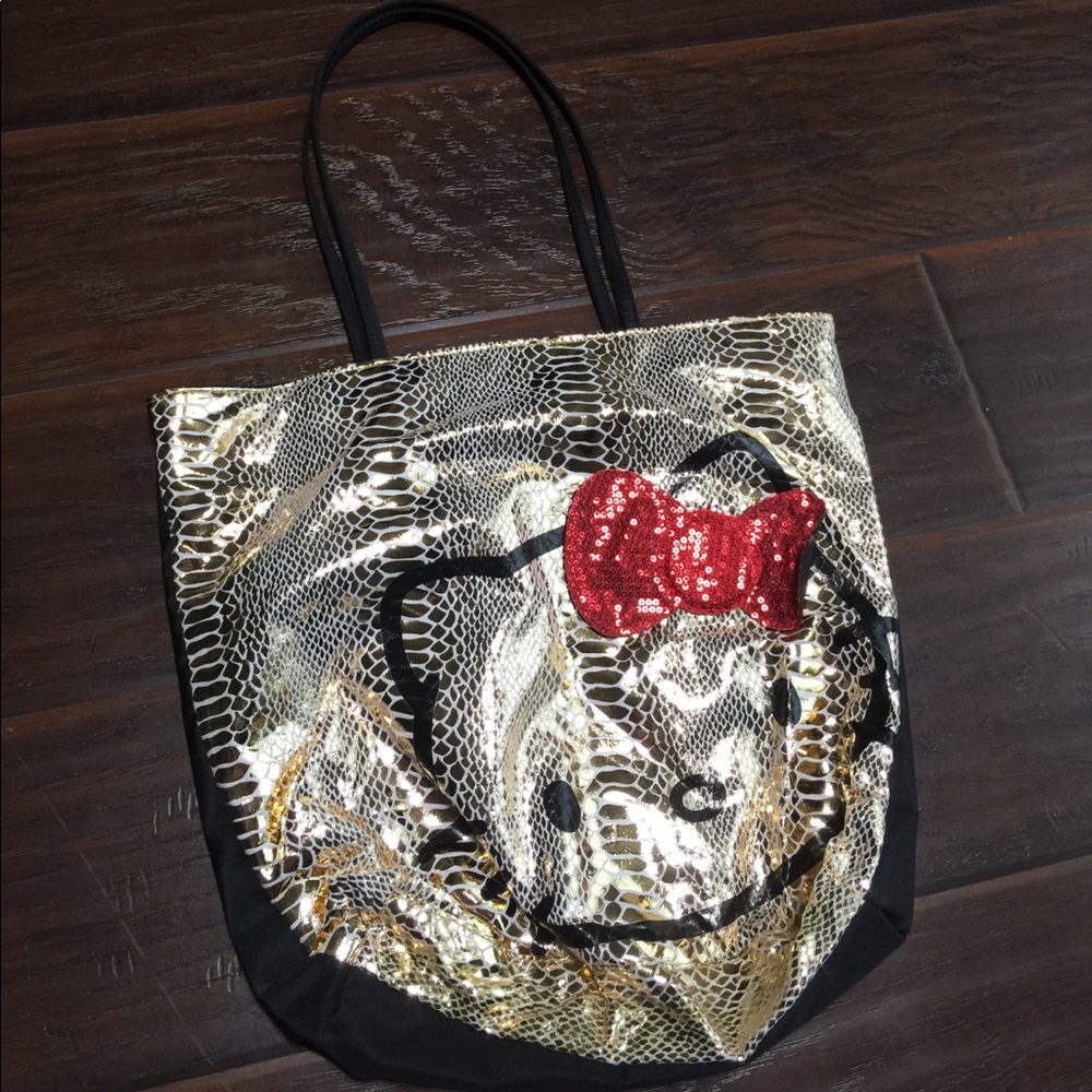 Hello kitty handbag
