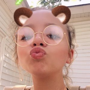 Meet your Posher, Karlee