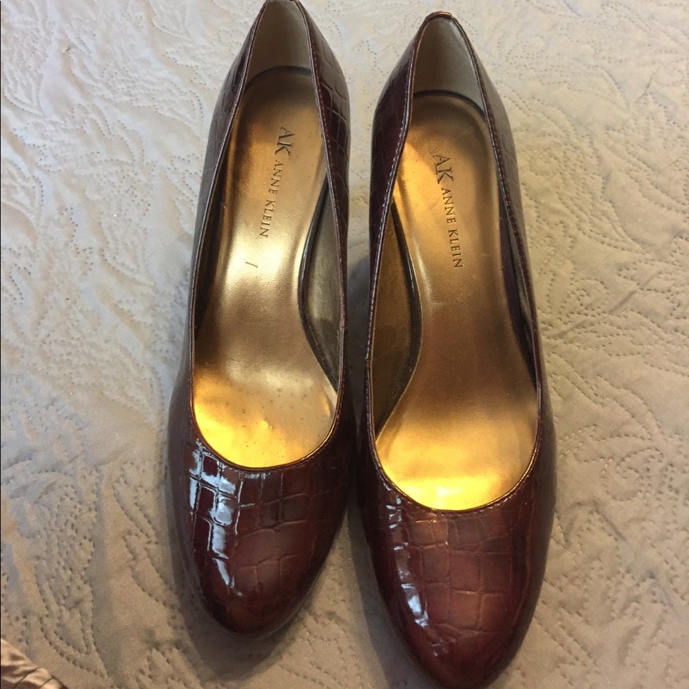 Anne Klein Pumps