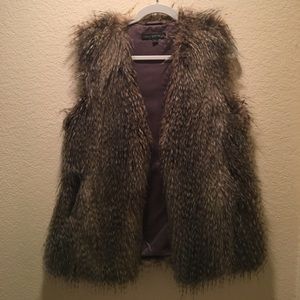 🌞SUMMER SALE🌞 Via Spiga Faux Fur Vest