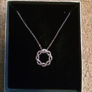 Woven circle necklace