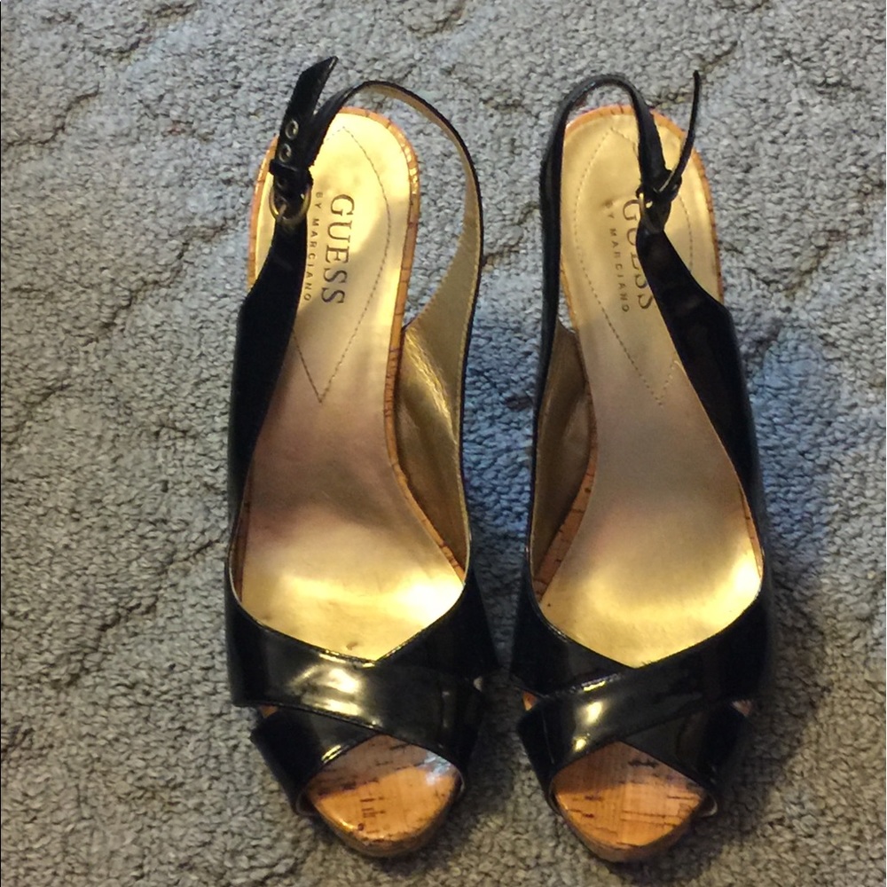 LAST CALL Guess Black sling back pumps