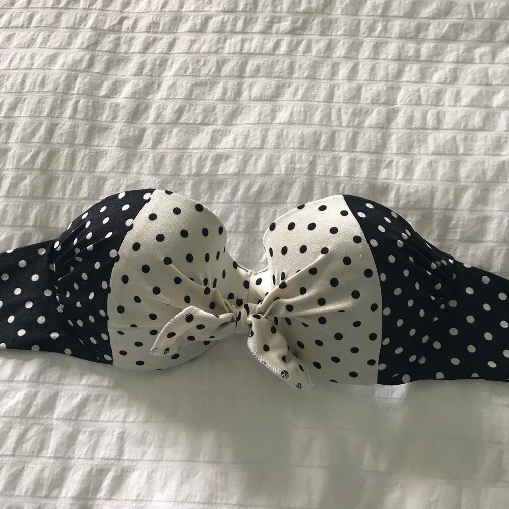 VS bombshell bathing suit top