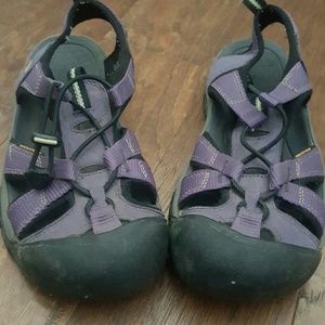 Purple keen sandals