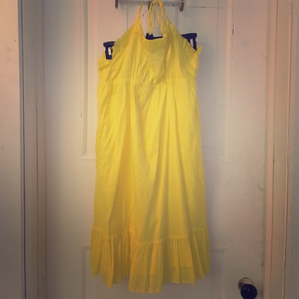 Cute yellow dress