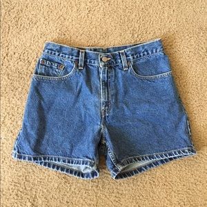 Vintage high waisted Levi's shorts
