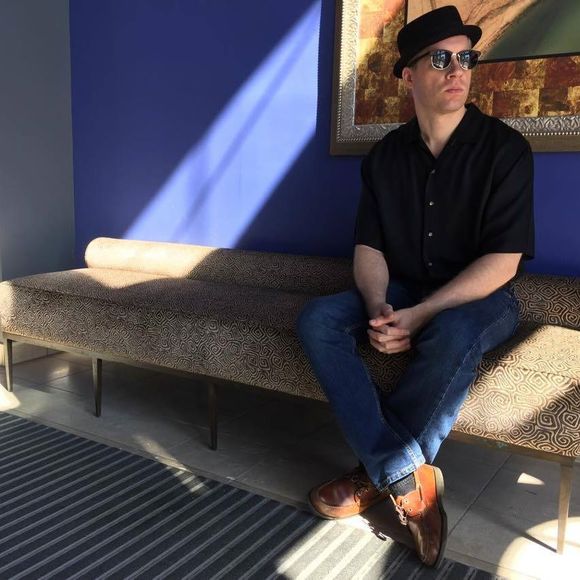 Meet your Posher, Sean - Picture 1 of 1