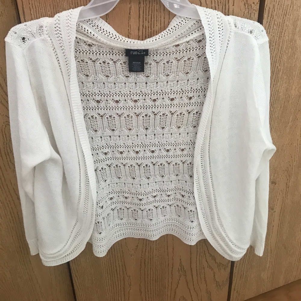 knitted crocheted open cropped cardigan/shrug