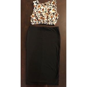 Open Back Crop Top 🌼