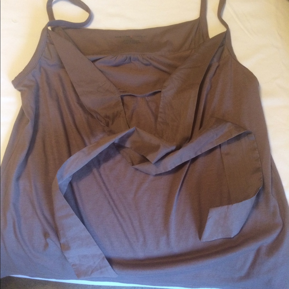 Tank top that ties in front