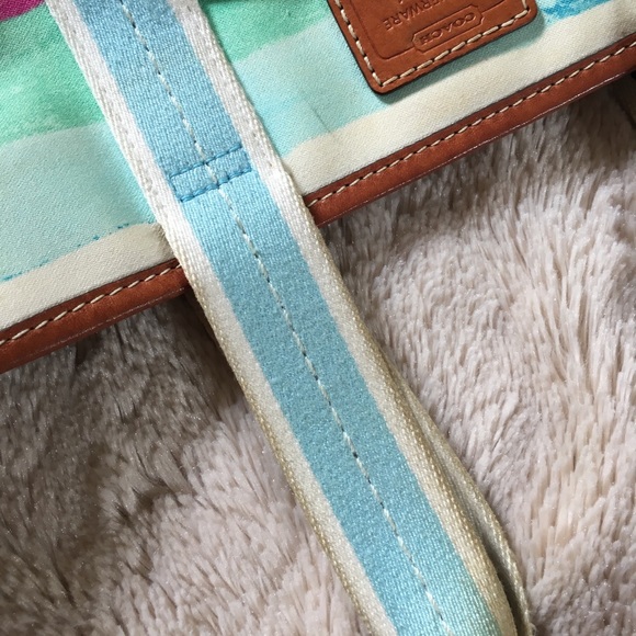 Striped Coach Bag - Picture 7 of 7