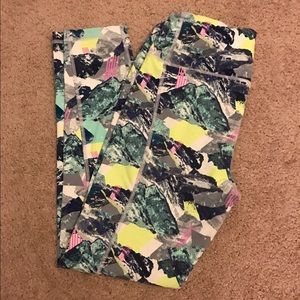 Victoria's Secret Knockout workout leggings