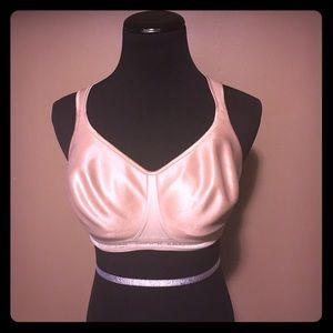 Bundle of 3 Victoria's Secret sports bras size 36D