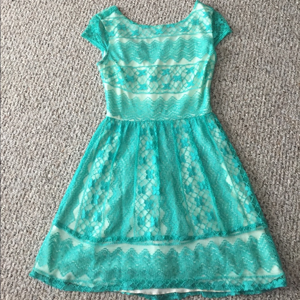 B Darlin Crochet Dress size 3/4