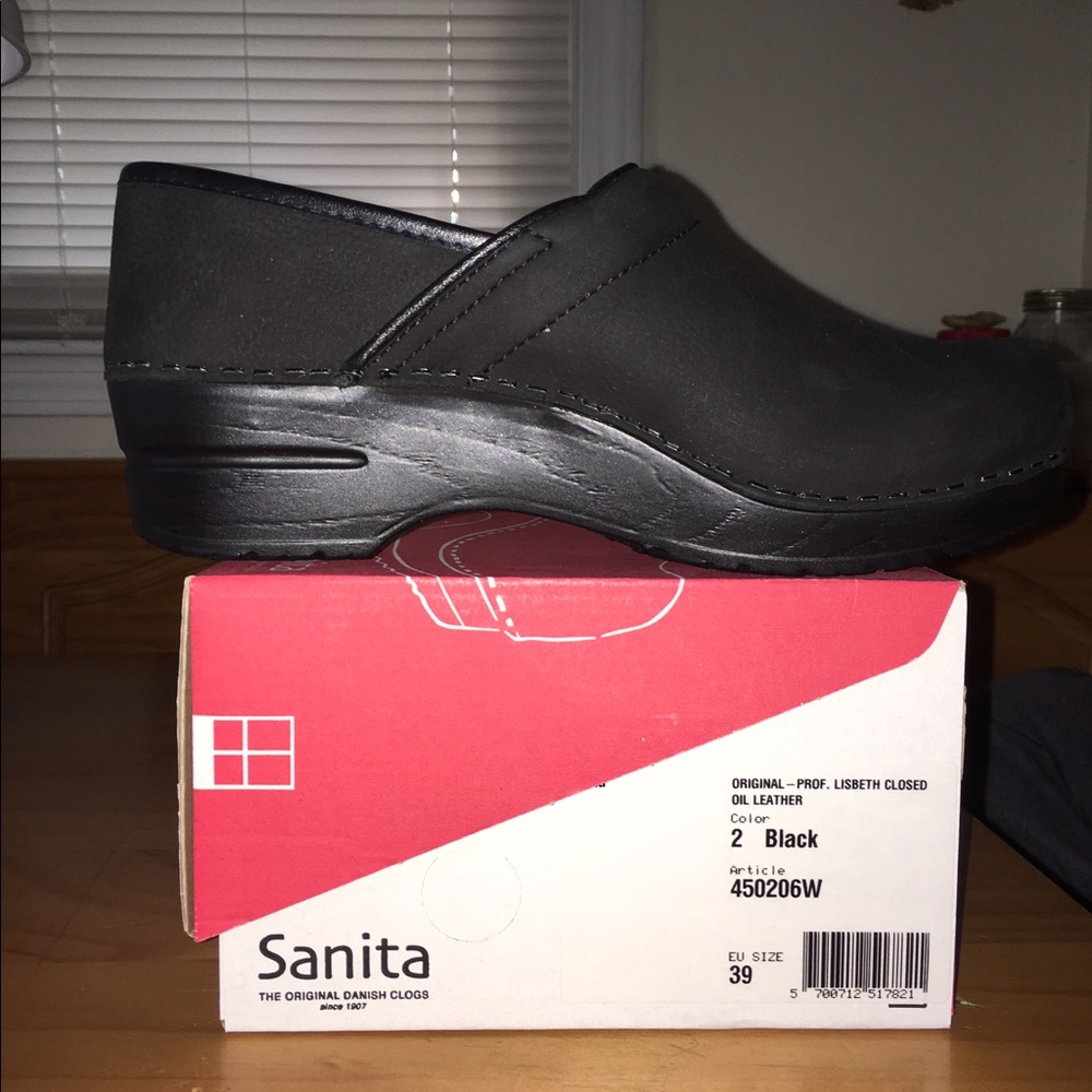 Sanita clogs size 39 black