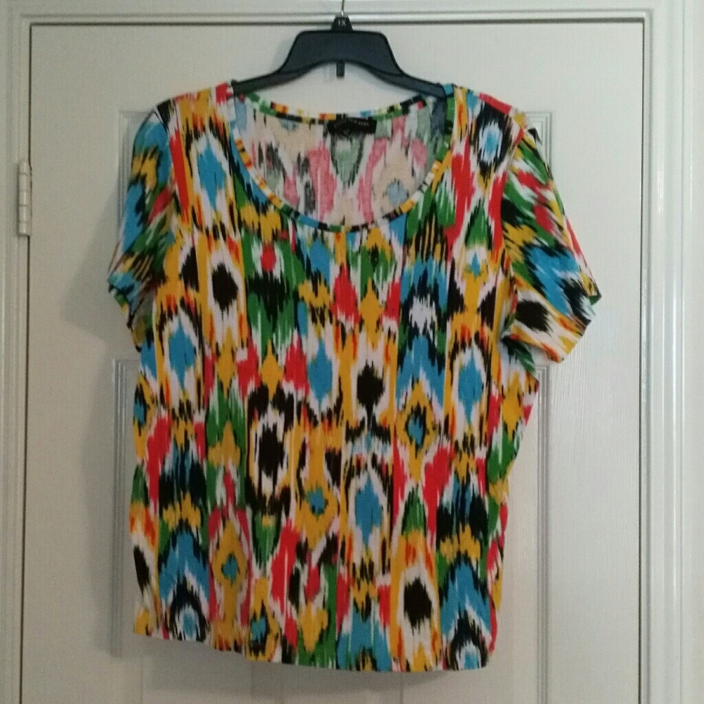 🎈LAST CHANCE🎈 Colorful Top