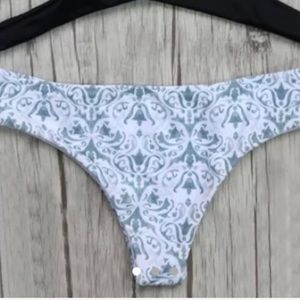 Bathing suit bottoms