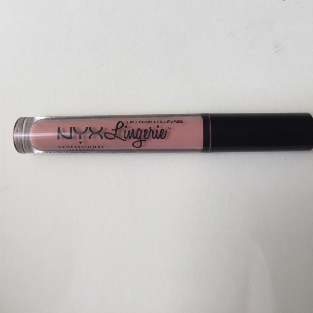 NYX Lingerie in Lipli 22