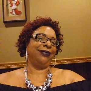 Meet your Posher, Sheila