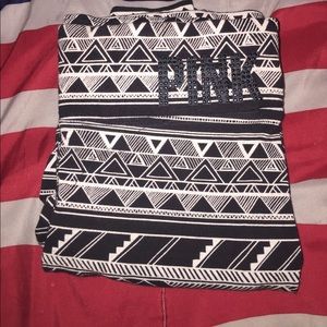 VS Pink Geo-Print Leggings