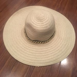 ALDO Beach Hat