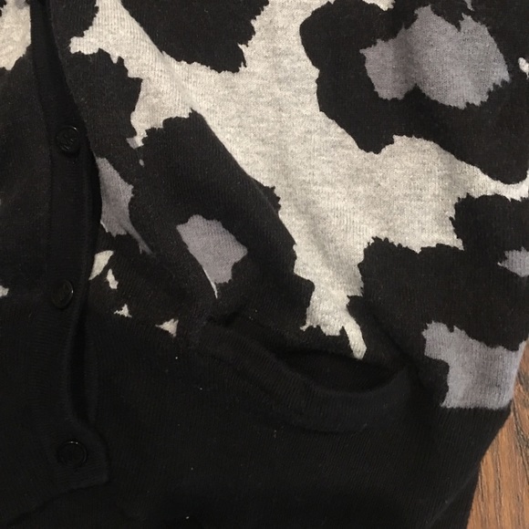Sold Michael Kors Gray Leopard Cardigan - Picture 4 of 5