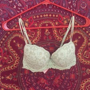 Victoria's Secret pink push up bra