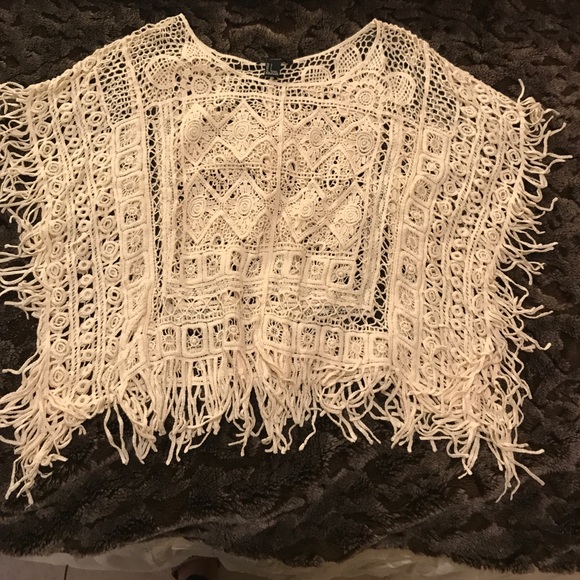 Forever 21 Tops - NWOT Forever 21 Crochet top