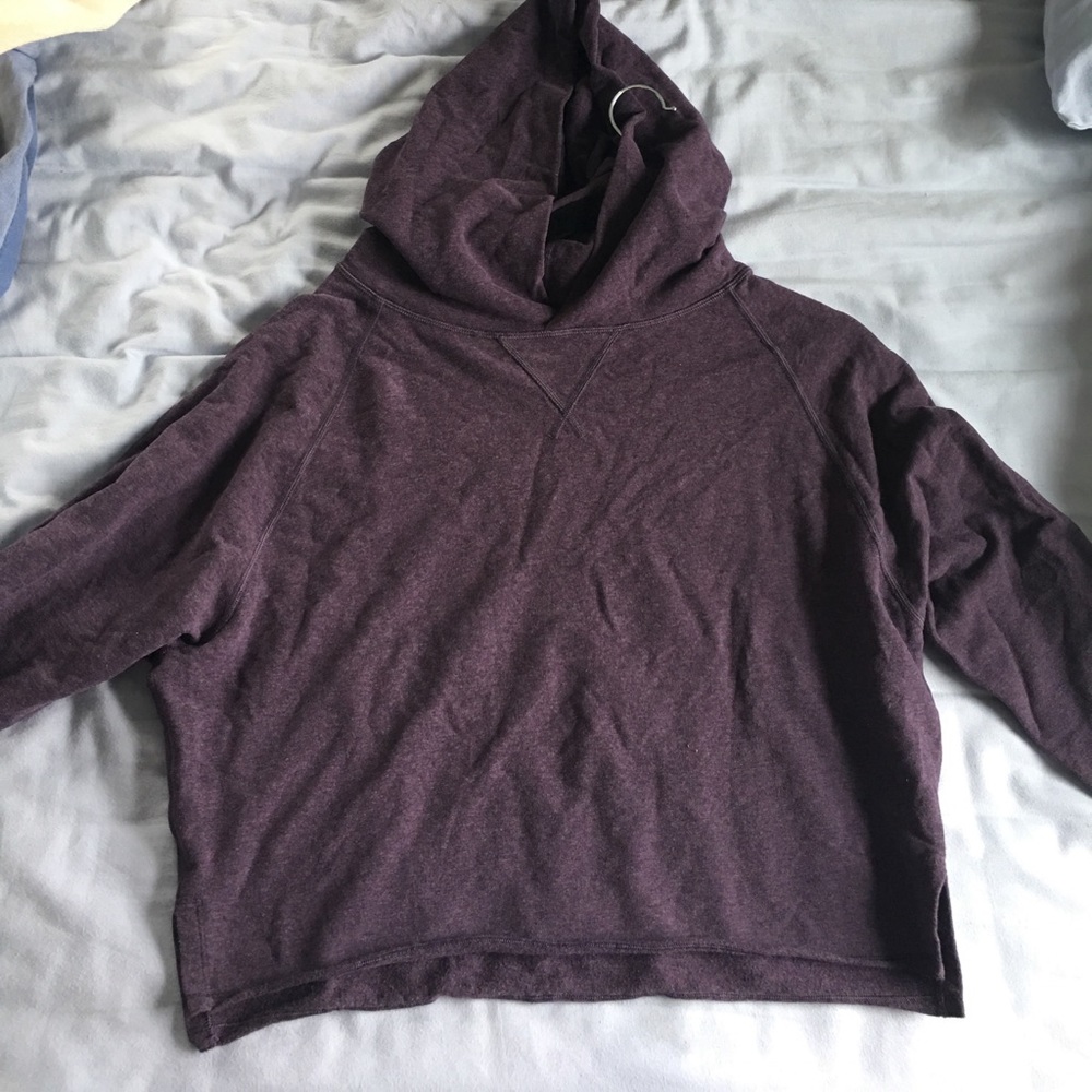 Lululemon women's crop sweatshirt size 10