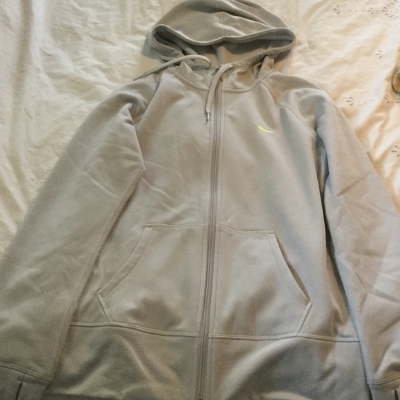 Nike Jackets & Blazers - Women's Nike therma-fit jacket. NWT