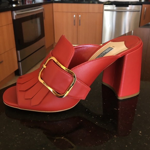 BRAND NEW Prada leather mules - Picture 5 of 6