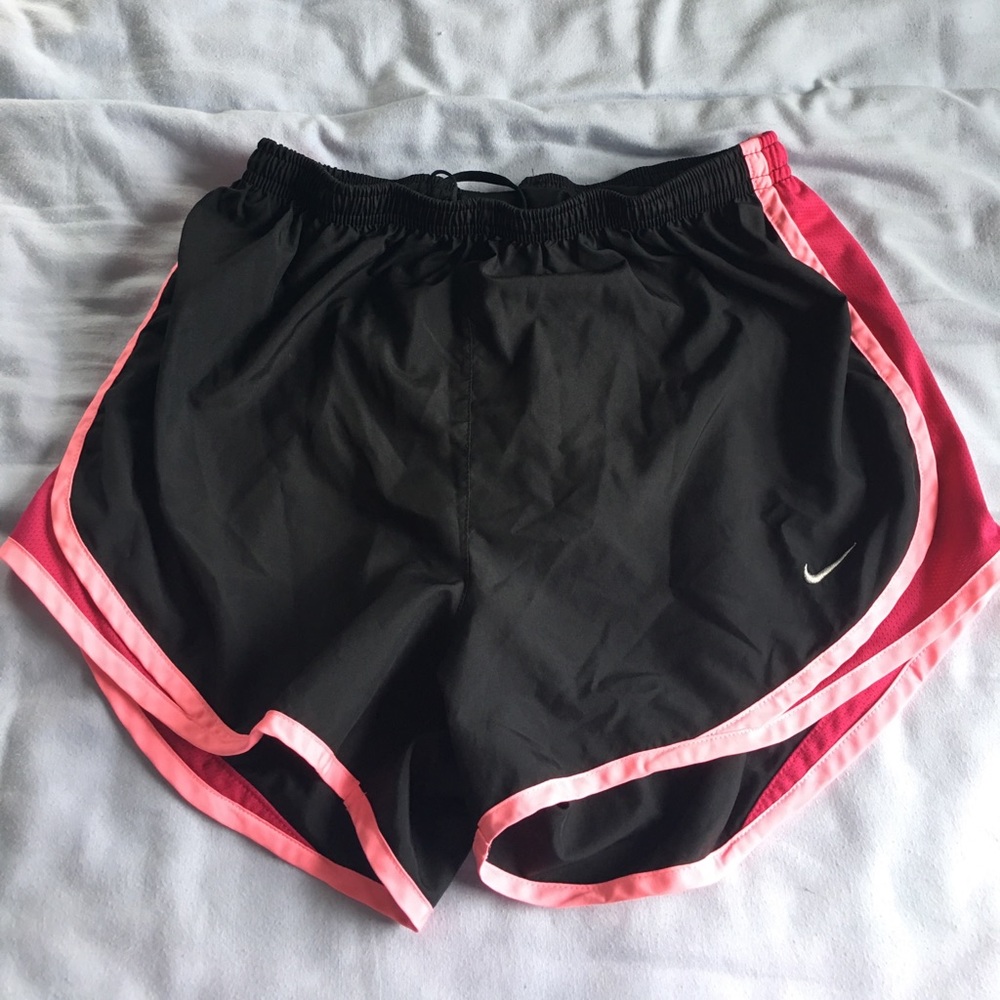 Women's medium Nike shorts