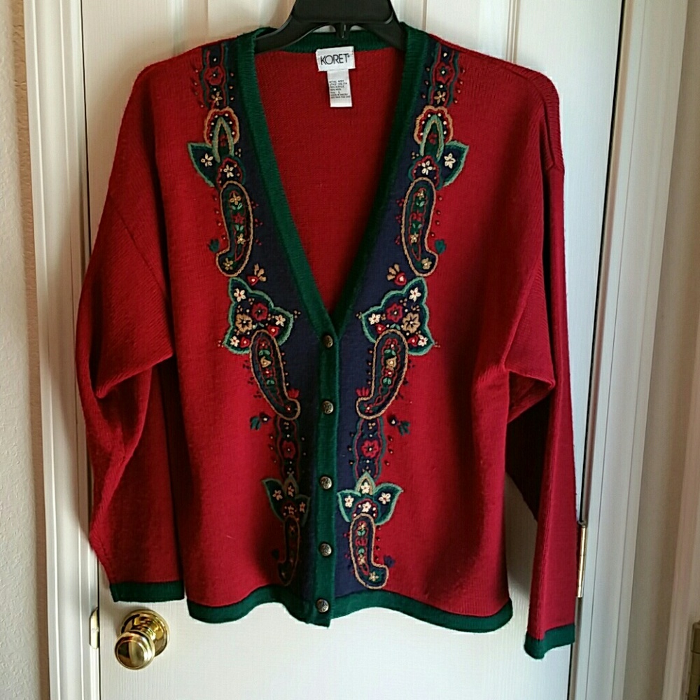 KORET EMBELLISHED SWEATER SZ LARGE