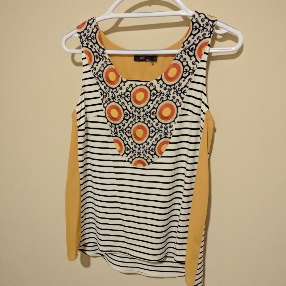 LAST CHANCE NWOT Embroidered tank
