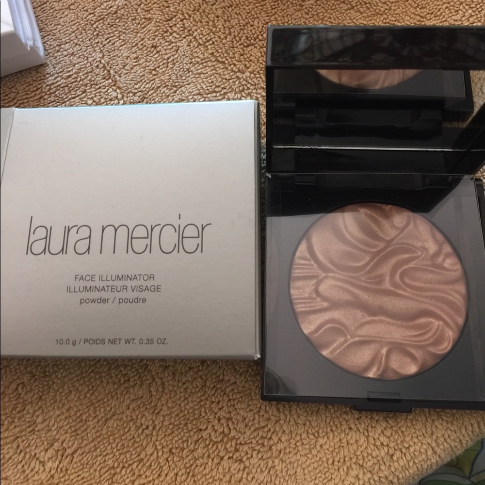 BRAND NEW Laura Mercier Face Illuminator