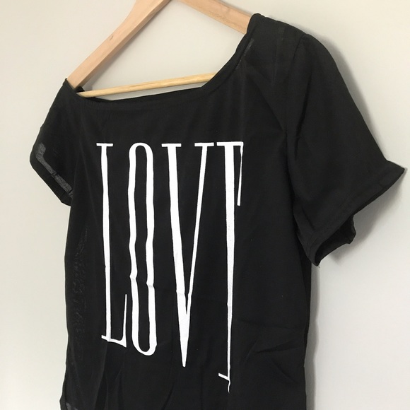 Graphic Tee - Picture 2 of 3