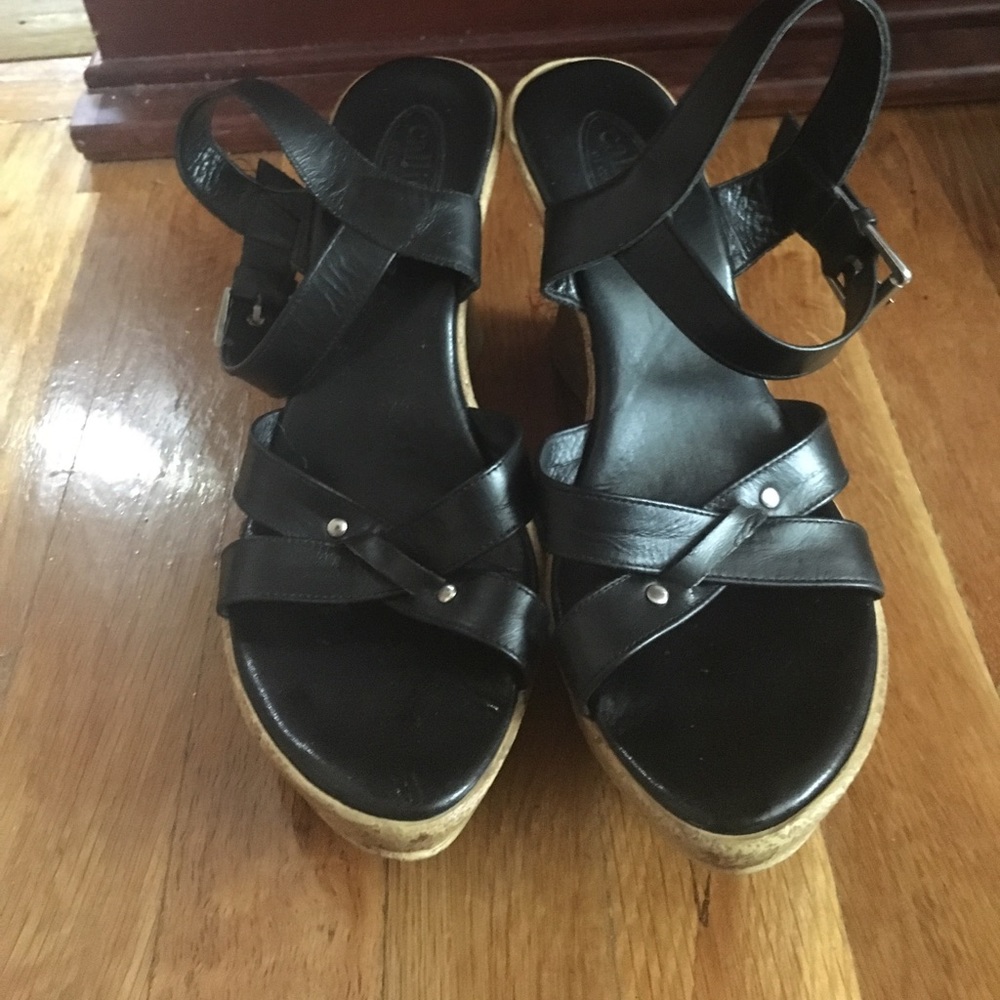 Black Wedges