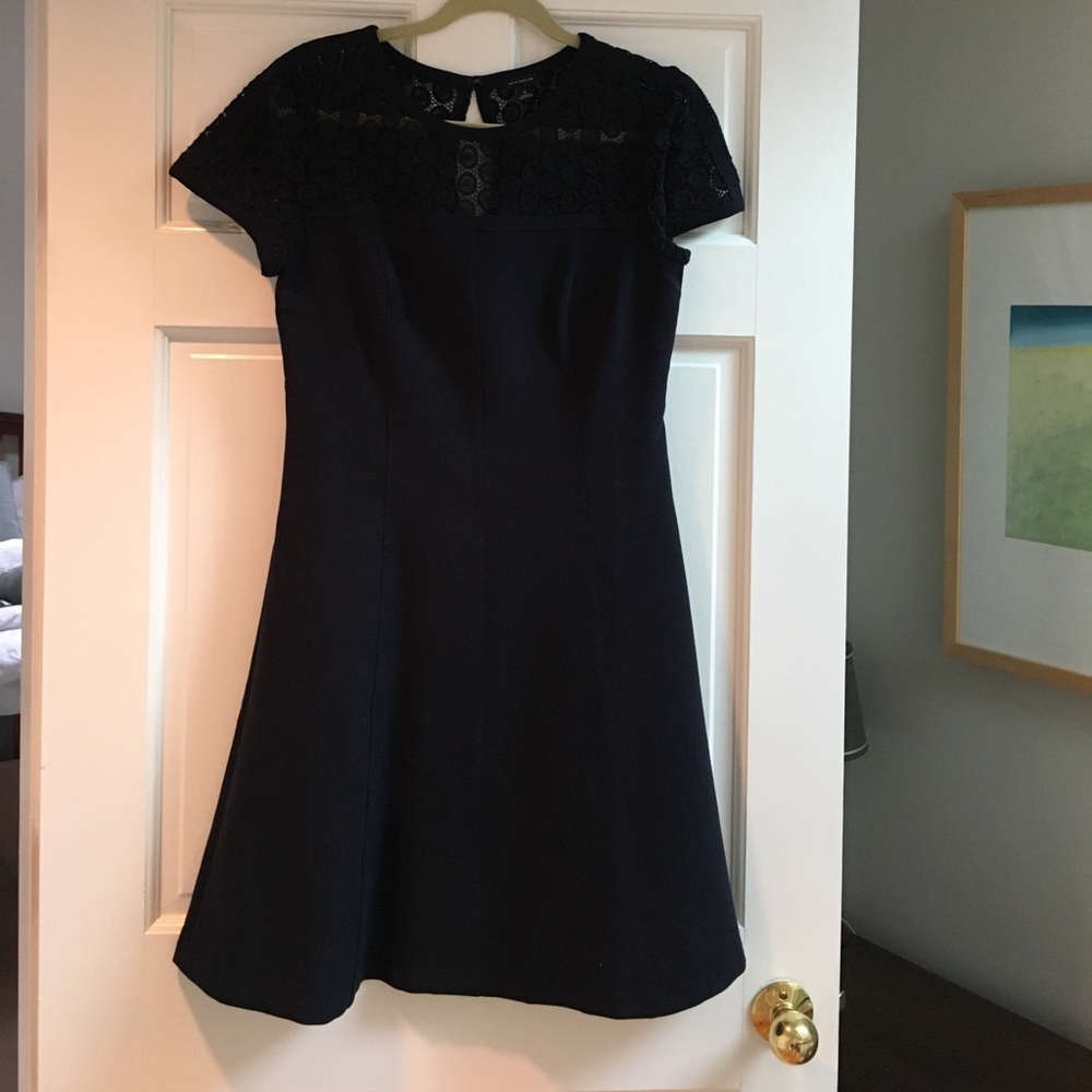 Ann Taylor Size 6 like new