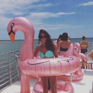 Meet your Posher, Nicole