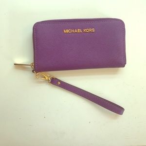 Michael Kors clutch/wallet