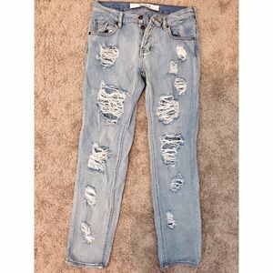 Brandy Melville boyfriend jeans