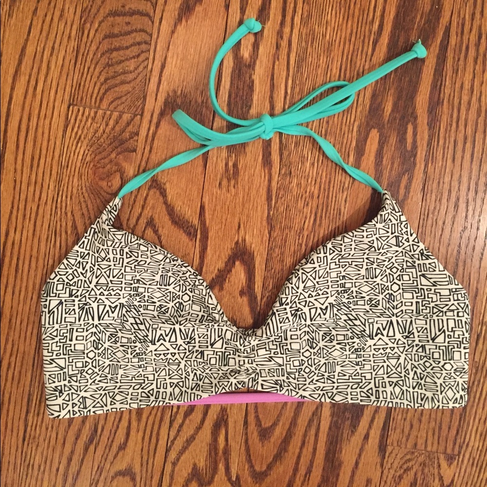 Body glove bikini top