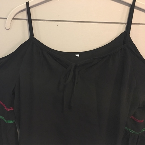 Embroidered off the shoulder black blouse - Picture 3 of 3