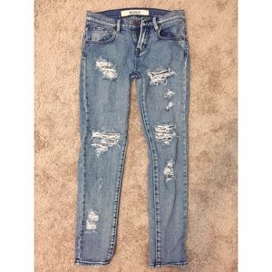 Brandy Melville boyfriend jeans