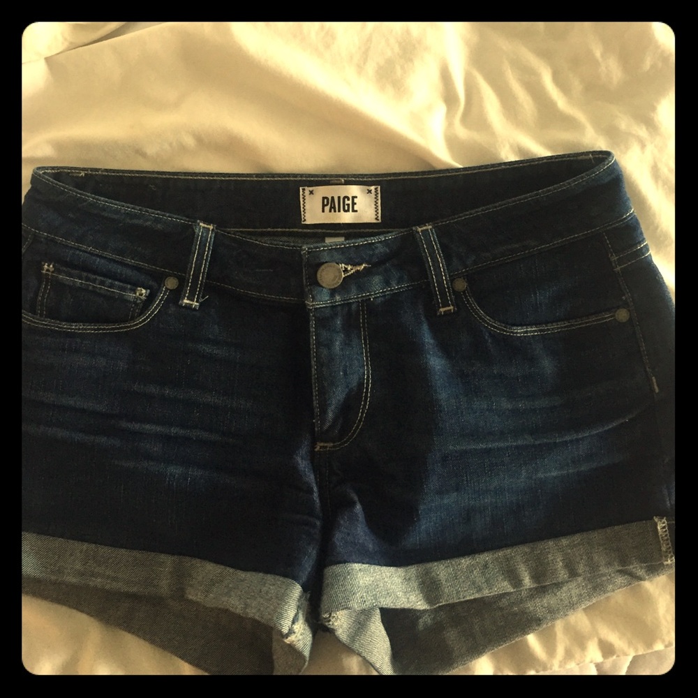 🎈🎈PAIGE denim/jean shorts - size 26🎈🎈