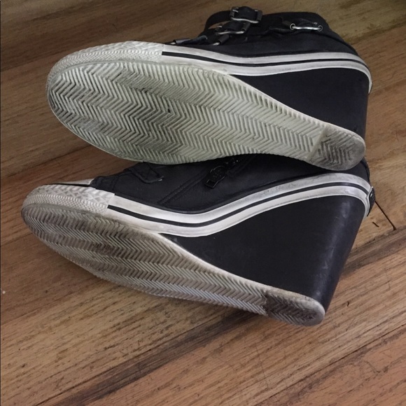 Leather wedge booties - Picture 3 of 4