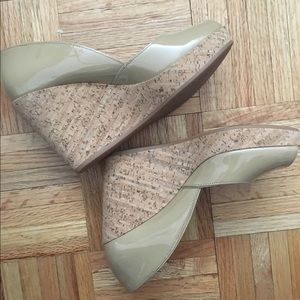 Via Spiga nude patent leather wedges! Never worn!!