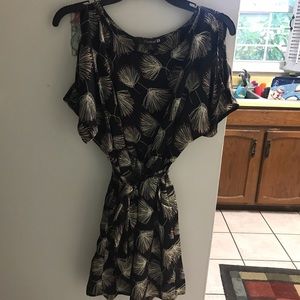 Black dandelion pattern dress