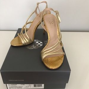 Vince Camuto gold heels - Size 5.5
